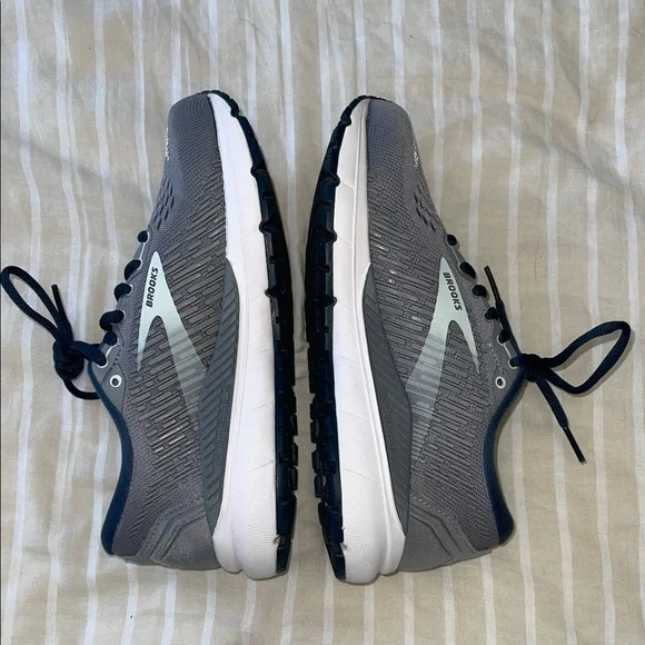 Brooks Charcoal and Navy Running Shoes - Picture 5 of 7
